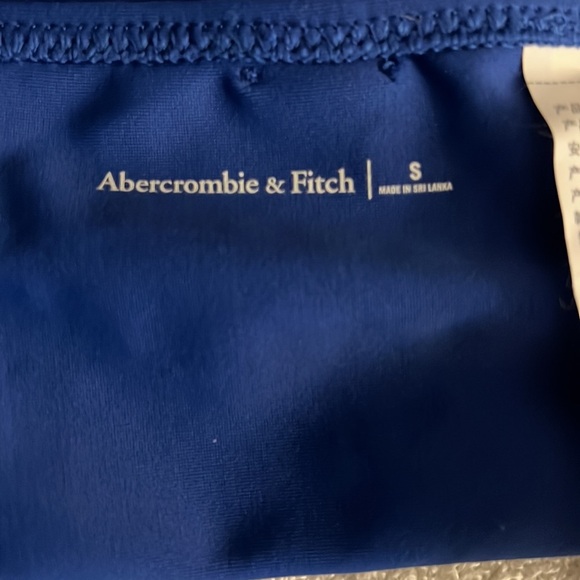 Abercrombie & Fitch ladies bikini - Picture 5 of 6